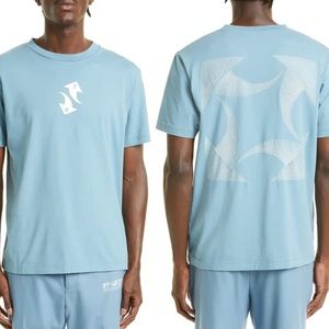 Gender Inclusive 018 Arrow Logo Slim Fit Graphic Tee
OFF-WHITE